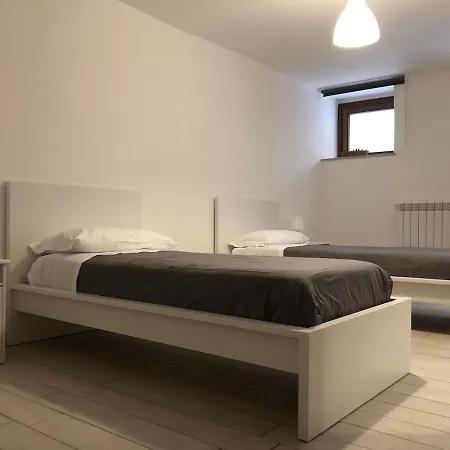 Апартаменты The Arch In The Park Centro Storico Л'Акуила