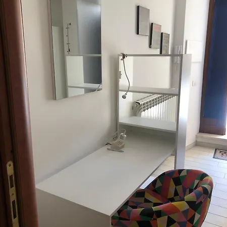 The Arch In The Park Centro Storico * Л'Акуила