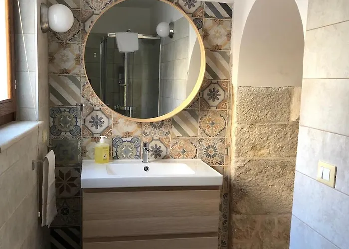 The Arch In The Park Centro Storico LʼAquila